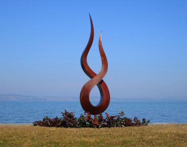 Big garden artwork rusty iron
